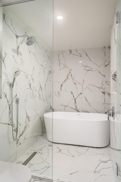 Photo 23 at 303 - 3668 W 10th Avenue, Kitsilano, Vancouver West