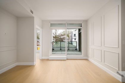 Photo 5 at 303 - 3668 W 10th Avenue, Kitsilano, Vancouver West