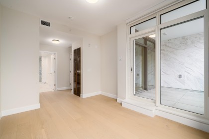 Photo 20 at 303 - 3668 W 10th Avenue, Kitsilano, Vancouver West