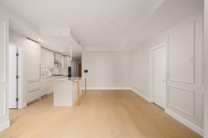 Photo 9 at 303 - 3668 W 10th Avenue, Kitsilano, Vancouver West