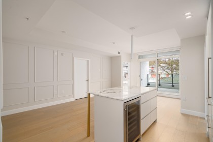 Photo 11 at 303 - 3668 W 10th Avenue, Kitsilano, Vancouver West