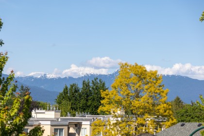 Photo 32 at 309 - 3668 W 10th Avenue, Kitsilano, Vancouver West