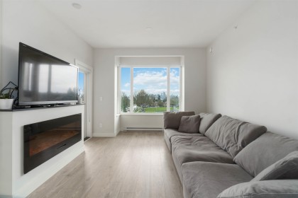 Photo 4 at 409 - 1633 Tatlow Avenue, Pemberton NV, North Vancouver