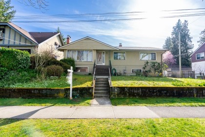 Photo 2 at 5240 East Boulevard, Quilchena, Vancouver West
