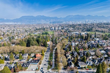 Photo 4 at 5240 East Boulevard, Quilchena, Vancouver West