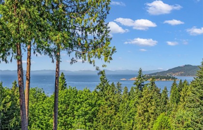 Photo 2 at 5317 Montiverdi Place, Caulfeild, West Vancouver