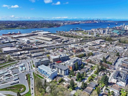 Photo 12 at 279 Orwell Street, Lynnmour, North Vancouver