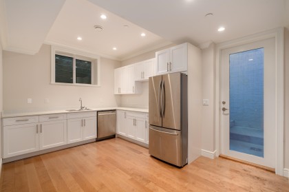 Photo 27 at 920 3rd Street, Cedardale, West Vancouver