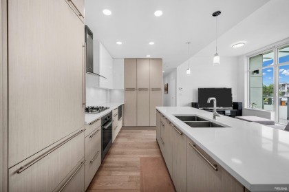 Photo 8 at 604 - 5077 Cambie Street, Cambie, Vancouver West