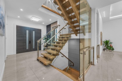 Photo 6 at 929 Canyon Boulevard, Canyon Heights NV, North Vancouver