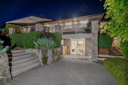 Photo 2 at 1425 Palmerston Avenue, Ambleside, West Vancouver