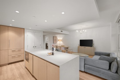 Photo 7 at 611 - 1500 Fern Street, Lynnmour, North Vancouver