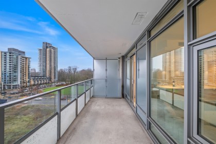 Photo 10 at 611 - 1500 Fern Street, Lynnmour, North Vancouver