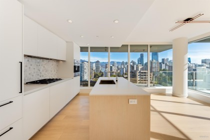 Photo 6 at 1604 - 1180 Broughton Street, West End VW, Vancouver West