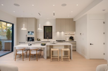 Photo 5 at 1 - 4018 W 21st Avenue, Dunbar, Vancouver West