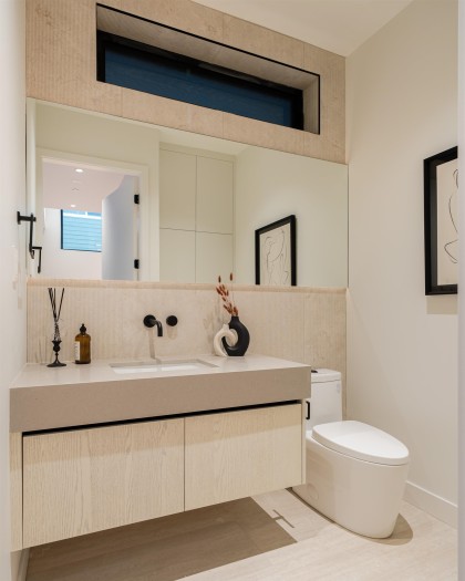 Photo 8 at 1 - 4018 W 21st Avenue, Dunbar, Vancouver West