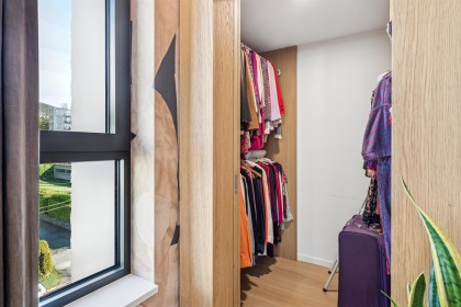 Photo 16 at 502 - 2090 Argyle Avenue, Dundarave, West Vancouver