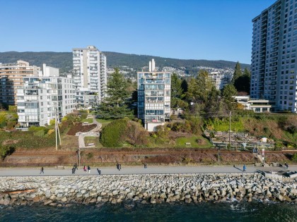 Photo 31 at 502 - 2090 Argyle Avenue, Dundarave, West Vancouver