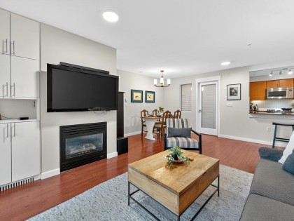 Photo 10 at 206 - 2096 W 46th Avenue, Kerrisdale, Vancouver West