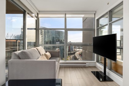 Photo 13 at 1902 - 989 Beatty Street, Yaletown, Vancouver West