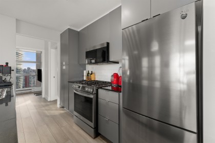 Photo 11 at 1902 - 989 Beatty Street, Yaletown, Vancouver West