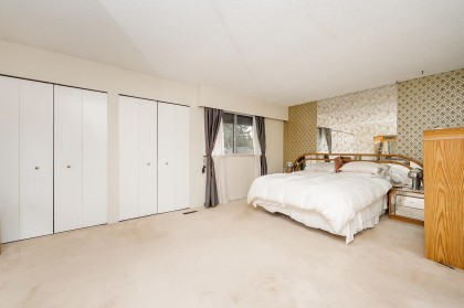 Photo 12 at 1976 Purcell Way, Lynnmour, North Vancouver