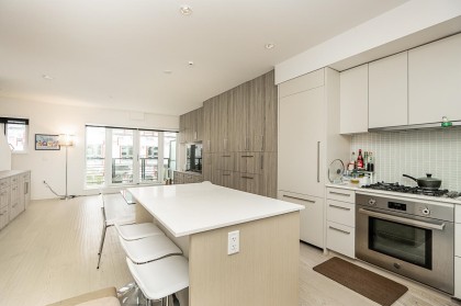 Photo 9 at 2 - 589 W King Edward Avenue, Cambie, Vancouver West