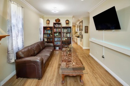 Photo 5 at 562 W Keith Road, Central Lonsdale, North Vancouver