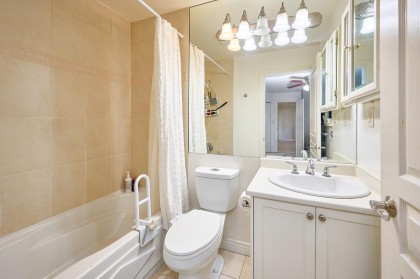 Photo 15 at 562 W Keith Road, Central Lonsdale, North Vancouver