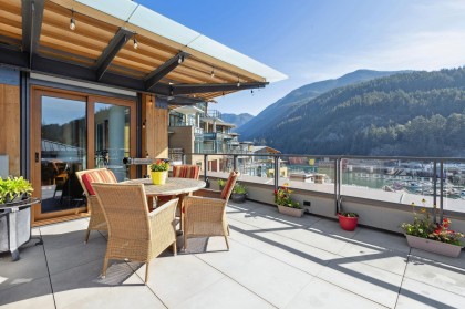 Photo 2 at 703 - 6687 Nelson Avenue, Horseshoe Bay WV, West Vancouver