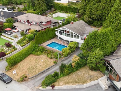 Photo 1 at 1725 Rosebery Avenue, Queens, West Vancouver