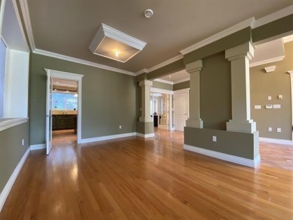 Photo 3 at 467 W Kings Road, Upper Lonsdale, North Vancouver