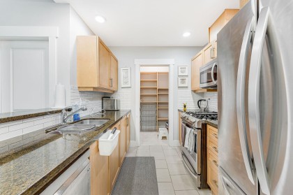 Photo 12 at 406 - 6328 Larkin Drive, University VW, Vancouver West