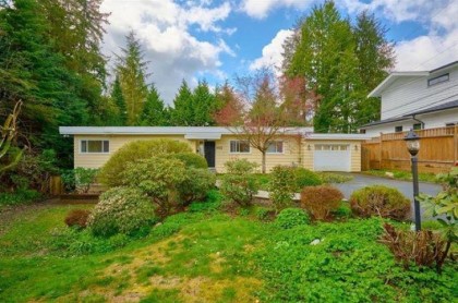Photo 1 at 963 Belmont Avenue, Edgemont, North Vancouver