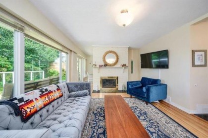 Photo 5 at 963 Belmont Avenue, Edgemont, North Vancouver