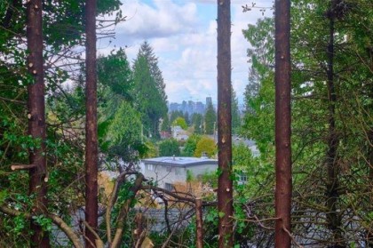 Photo 21 at 963 Belmont Avenue, Edgemont, North Vancouver