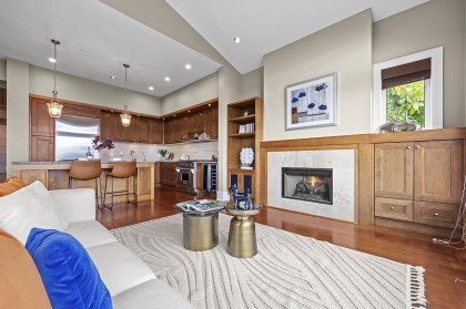 Photo 15 at 2546 Marr Creek Court, Whitby Estates, West Vancouver