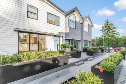 Photo 1 at 7353 Oak Street, South Granville, Vancouver West