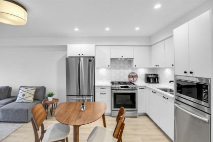 Photo 7 at 309 - 1519 Crown Street, Lynnmour, North Vancouver