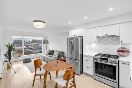 Photo 5 at 309 - 1519 Crown Street, Lynnmour, North Vancouver