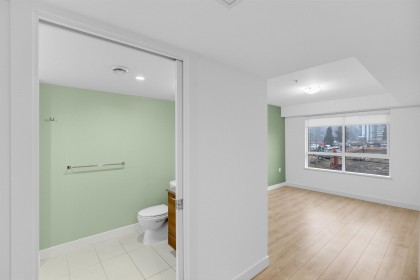 Photo 9 at 309 - 1519 Crown Street, Lynnmour, North Vancouver