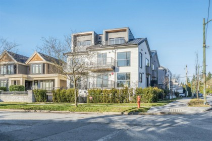 Photo 1 at 1007 W 58th Avenue, South Granville, Vancouver West