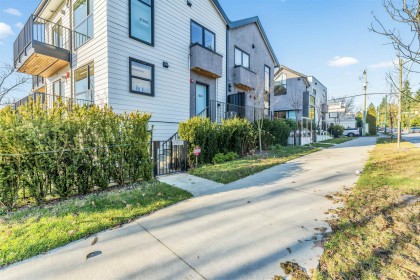 Photo 1 at 7357 Oak Street, South Granville, Vancouver West