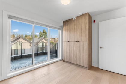 Photo 10 at 7357 Oak Street, South Granville, Vancouver West