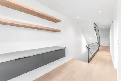 Photo 4 at 7357 Oak Street, South Granville, Vancouver West