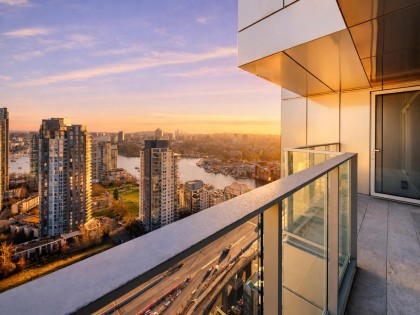 Photo 4 at 3209 - 1480 Howe Street, Yaletown, Vancouver West