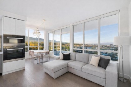 Photo 1 at 1401 - 1675 Lions Gate, Pemberton NV, North Vancouver