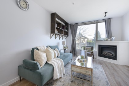 Photo 10 at 206 - 3089 Oak Street, Fairview VW, Vancouver West