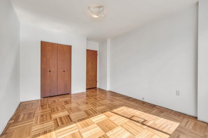 Photo 12 at 301 - 1050 Chilco Street, West End VW, Vancouver West