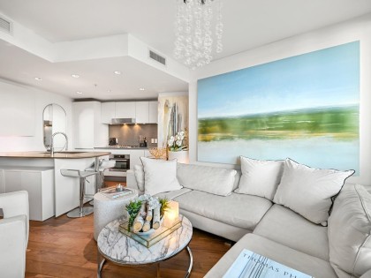 Photo 4 at 803 - 8555 Granville Street, S.W. Marine, Vancouver West